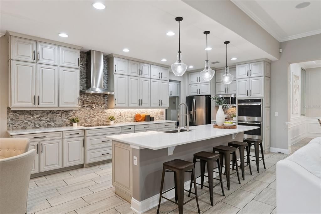 Active With Contract: $1,180,000 (5 beds, 4 baths, 3953 Square Feet)