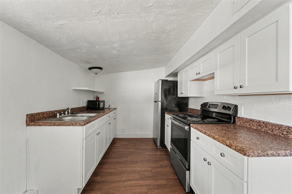 For Sale: $315,000 (3 beds, 0 baths, 1760 Square Feet)