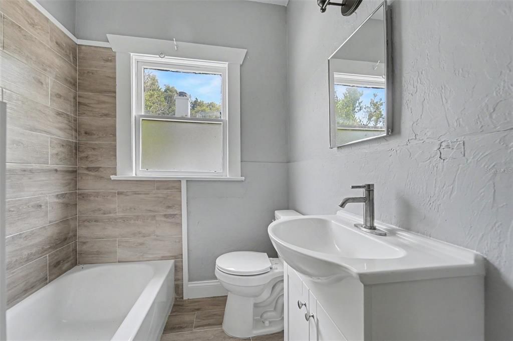 For Sale: $315,000 (3 beds, 0 baths, 1760 Square Feet)