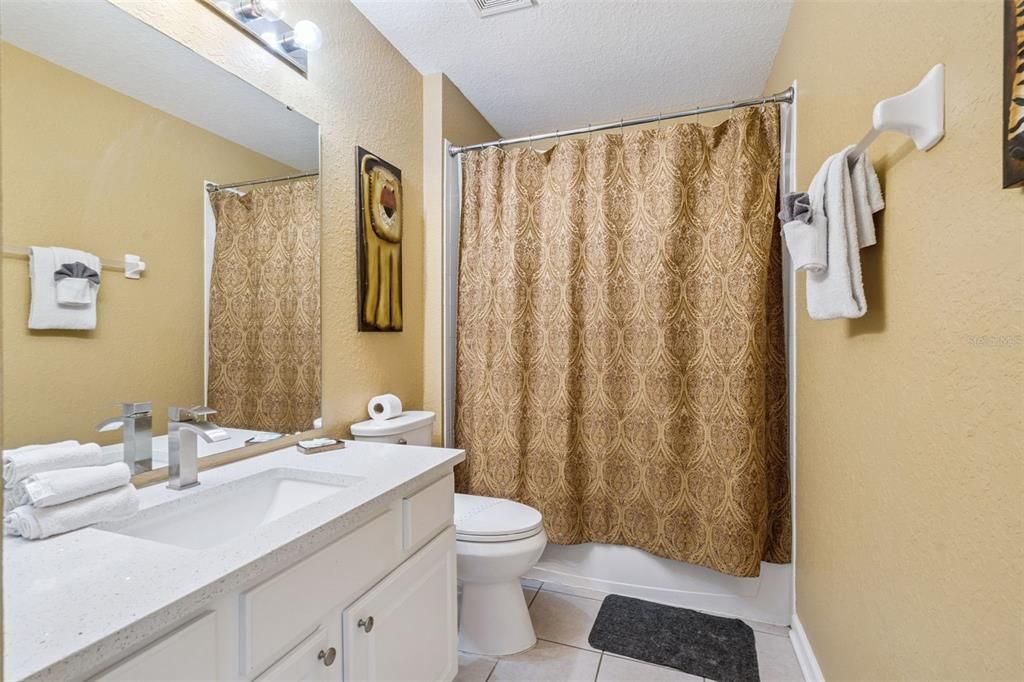 For Sale: $615,000 (6 beds, 3 baths, 2469 Square Feet)