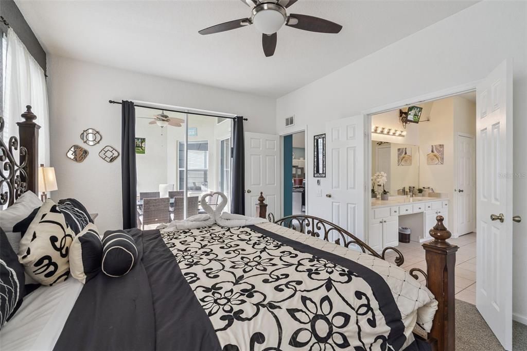 For Sale: $615,000 (6 beds, 3 baths, 2469 Square Feet)