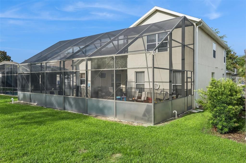 For Sale: $615,000 (6 beds, 3 baths, 2469 Square Feet)