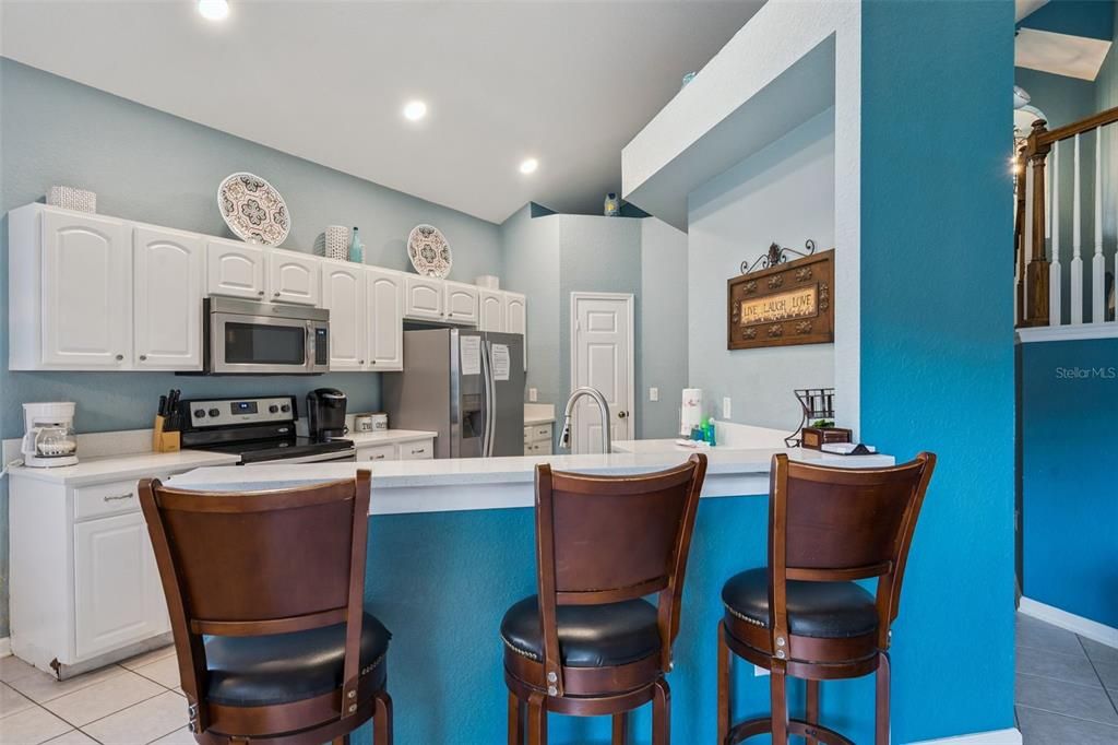 For Sale: $615,000 (6 beds, 3 baths, 2469 Square Feet)