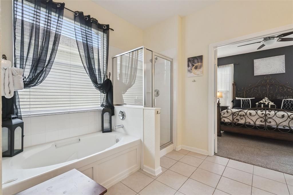 For Sale: $615,000 (6 beds, 3 baths, 2469 Square Feet)