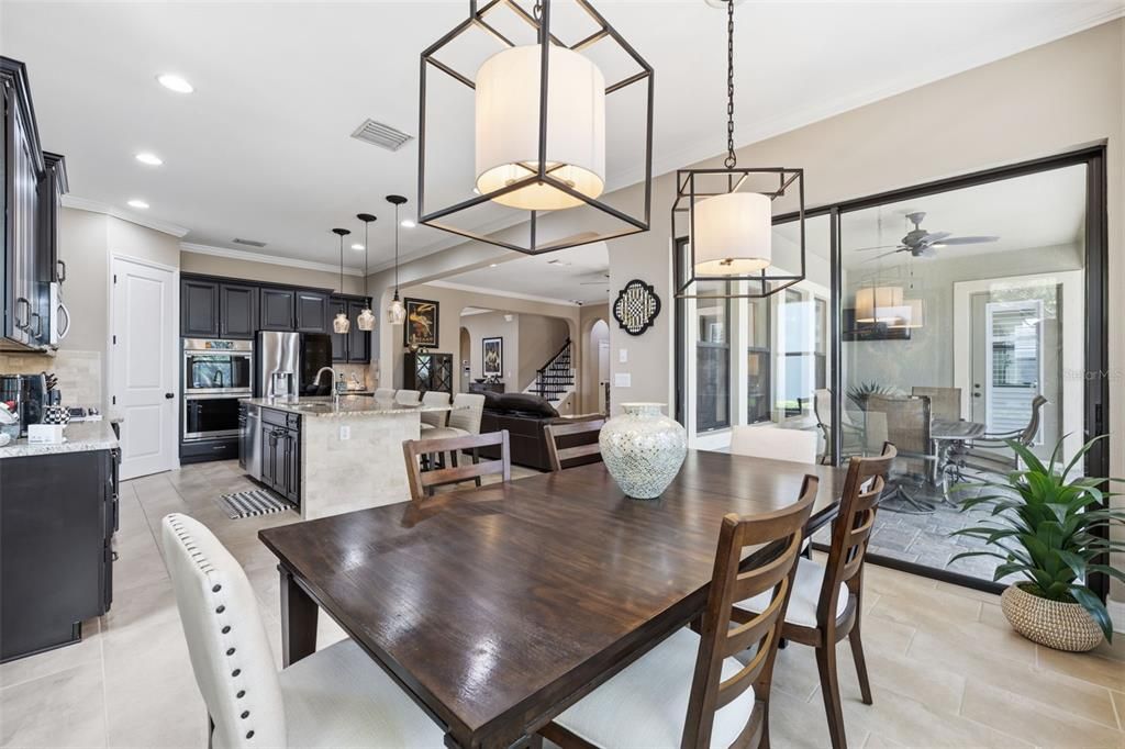 En Venta: $1,229,000 (4 camas, 3 baños, 3864 Pies cuadrados)
