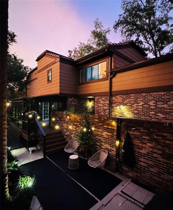 На продажу: $995,900 (3 спален, 2 ванн, 2590 Квадратных фут)
