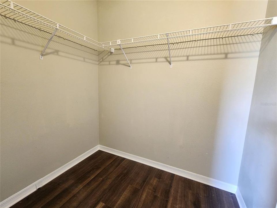 For Rent: $2,995 (3 beds, 2 baths, 1786 Square Feet)