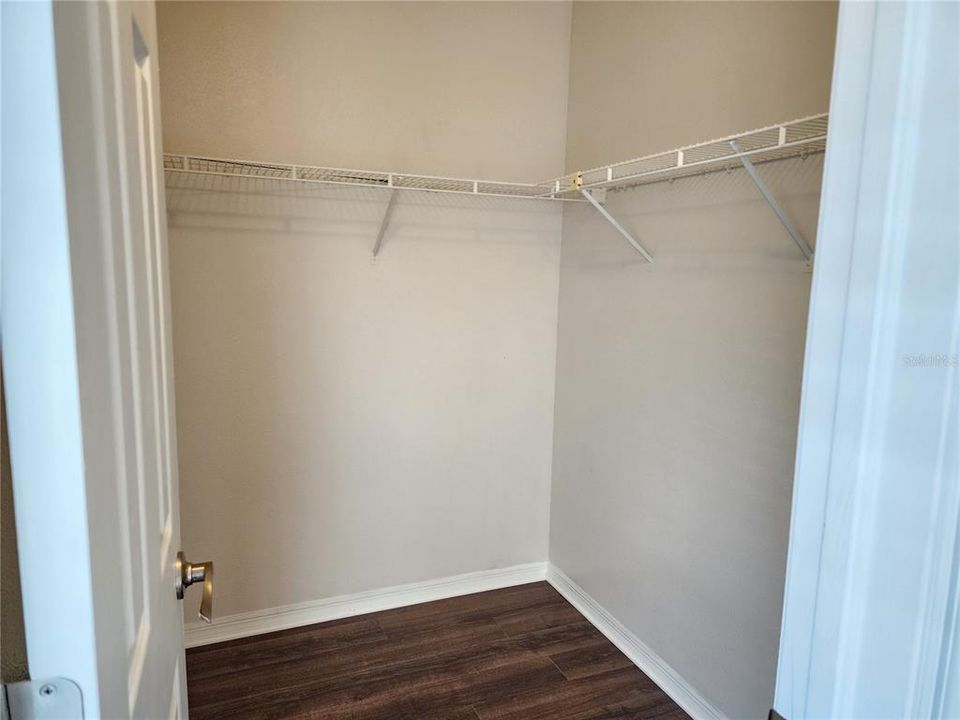For Rent: $2,995 (3 beds, 2 baths, 1786 Square Feet)