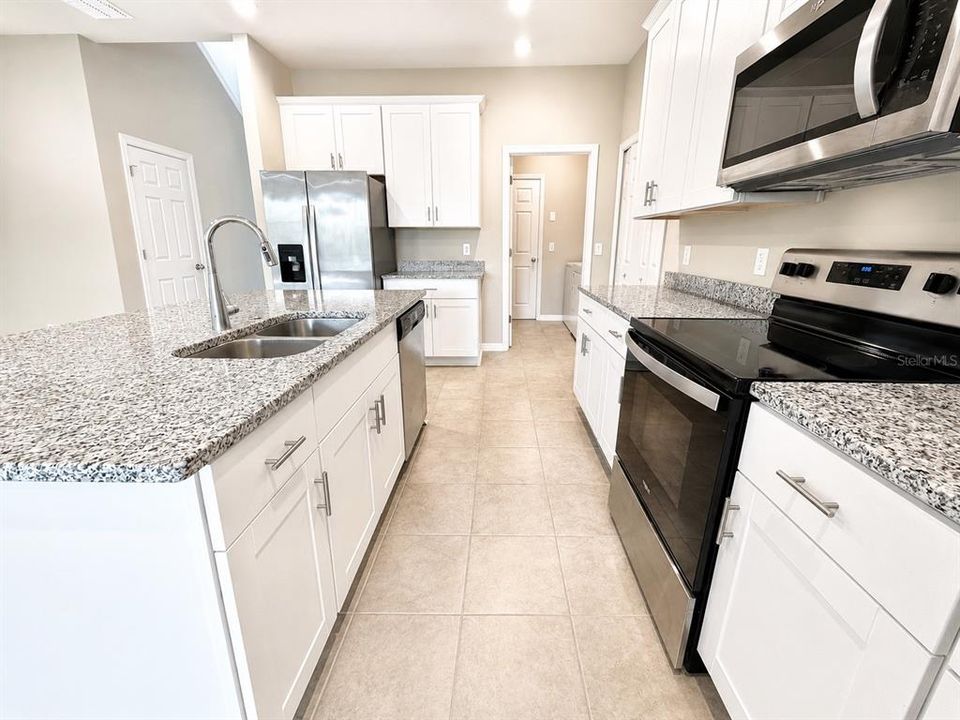 For Rent: $2,700 (4 beds, 2 baths, 2226 Square Feet)