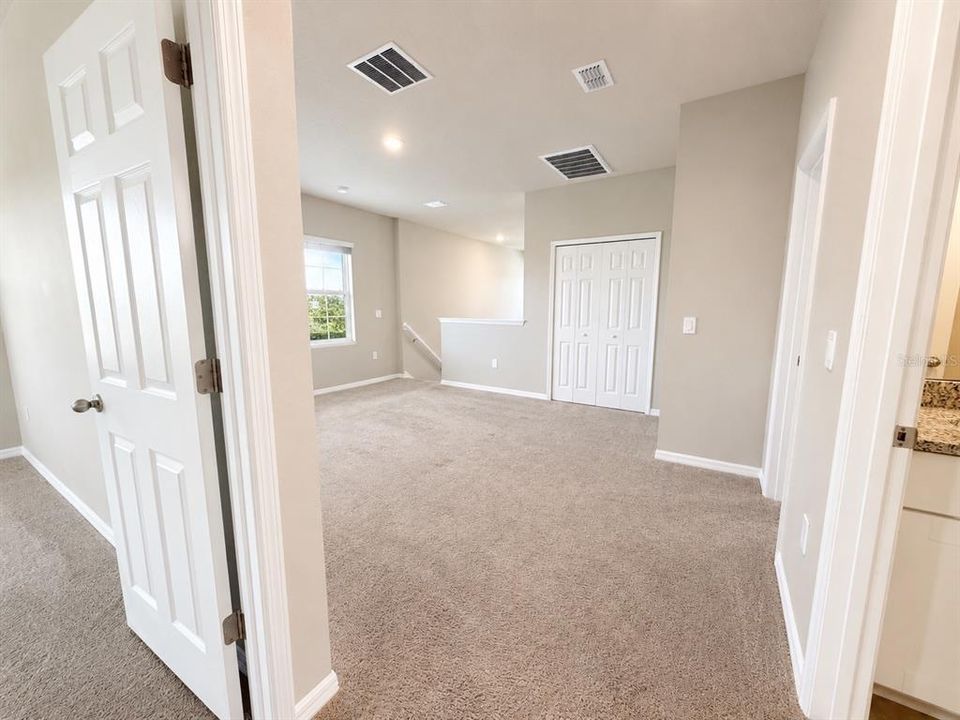 For Rent: $2,700 (4 beds, 2 baths, 2226 Square Feet)