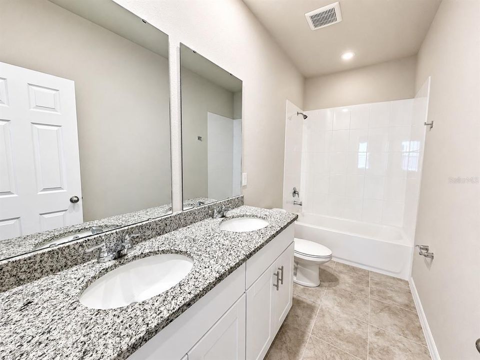 For Rent: $2,700 (4 beds, 2 baths, 2226 Square Feet)