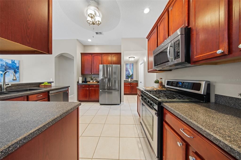 For Sale: $459,000 (4 beds, 2 baths, 2293 Square Feet)