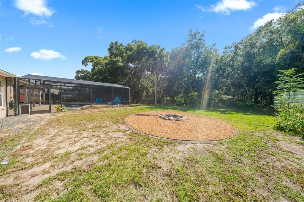 For Sale: $459,000 (4 beds, 2 baths, 2293 Square Feet)