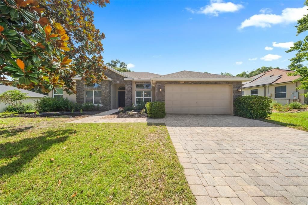 For Sale: $459,000 (4 beds, 2 baths, 2293 Square Feet)