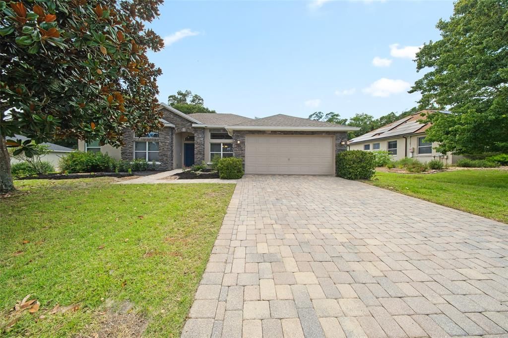 For Sale: $459,000 (4 beds, 2 baths, 2293 Square Feet)