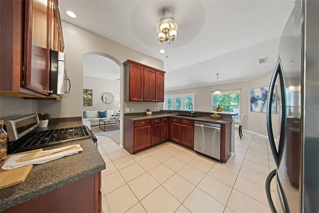 For Sale: $459,000 (4 beds, 2 baths, 2293 Square Feet)