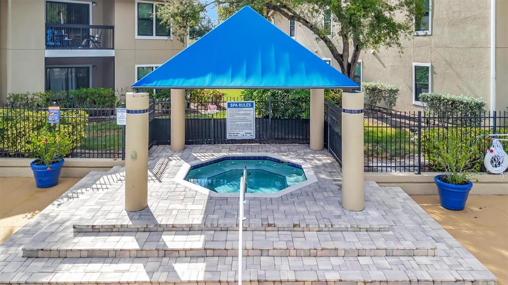 For Sale: $200,000 (3 beds, 2 baths, 1260 Square Feet)