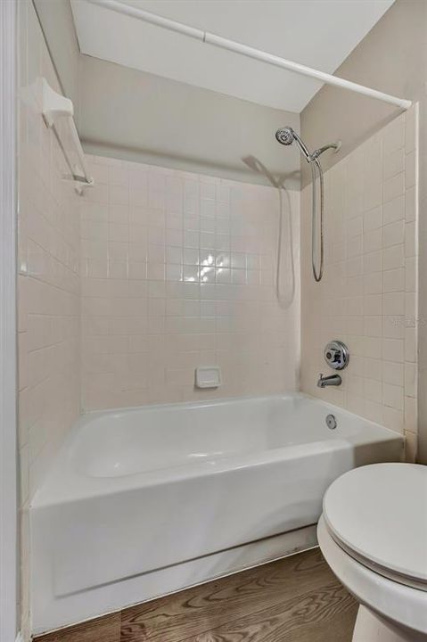 For Sale: $200,000 (3 beds, 2 baths, 1260 Square Feet)