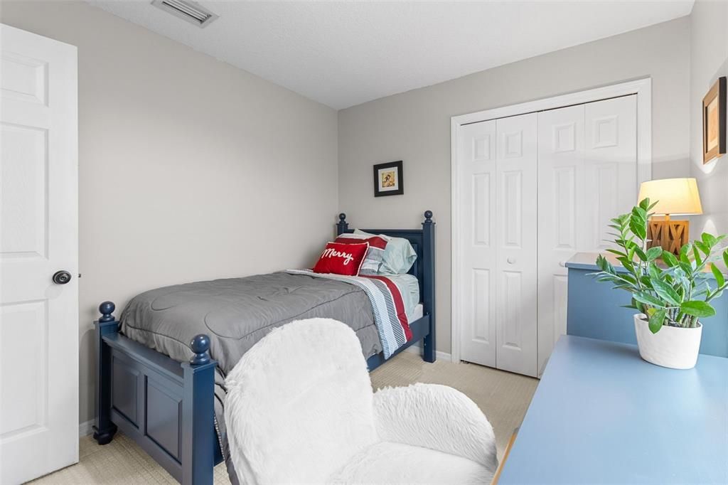 For Sale: $415,000 (3 beds, 2 baths, 1487 Square Feet)