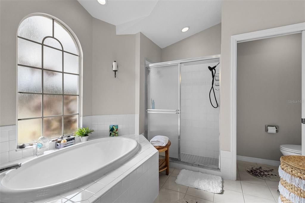 For Sale: $415,000 (3 beds, 2 baths, 1487 Square Feet)
