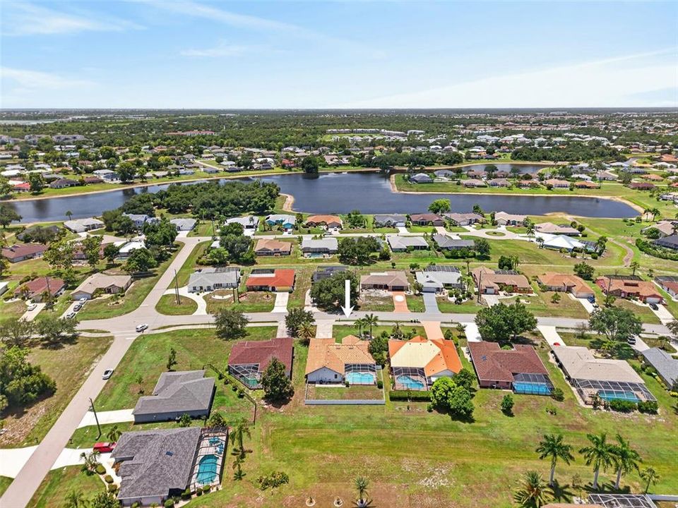 Activo con contrato: $399,000 (3 camas, 3 baños, 2277 Pies cuadrados)