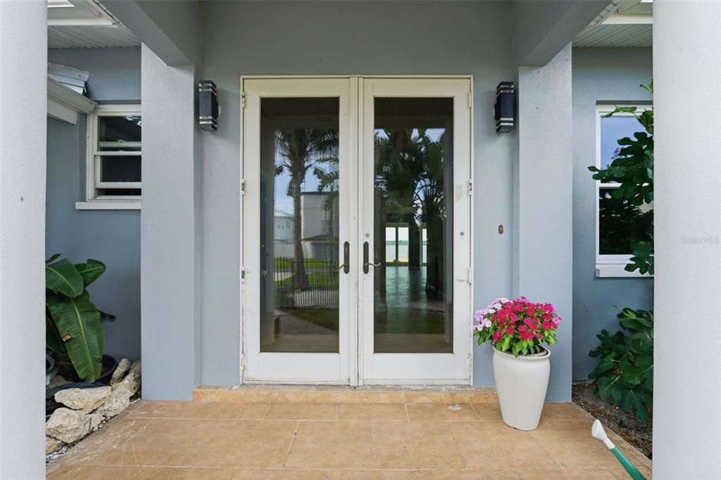 En Venta: $1,295,000 (3 camas, 3 baños, 2218 Pies cuadrados)