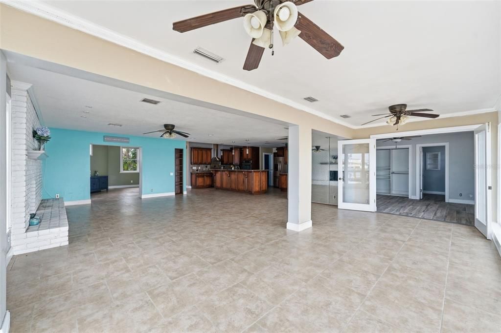 En Venta: $1,295,000 (3 camas, 3 baños, 2218 Pies cuadrados)