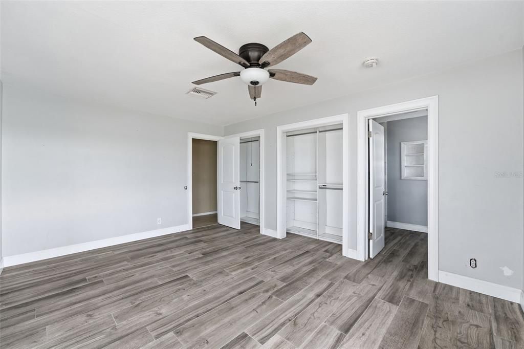 En Venta: $1,295,000 (3 camas, 3 baños, 2218 Pies cuadrados)