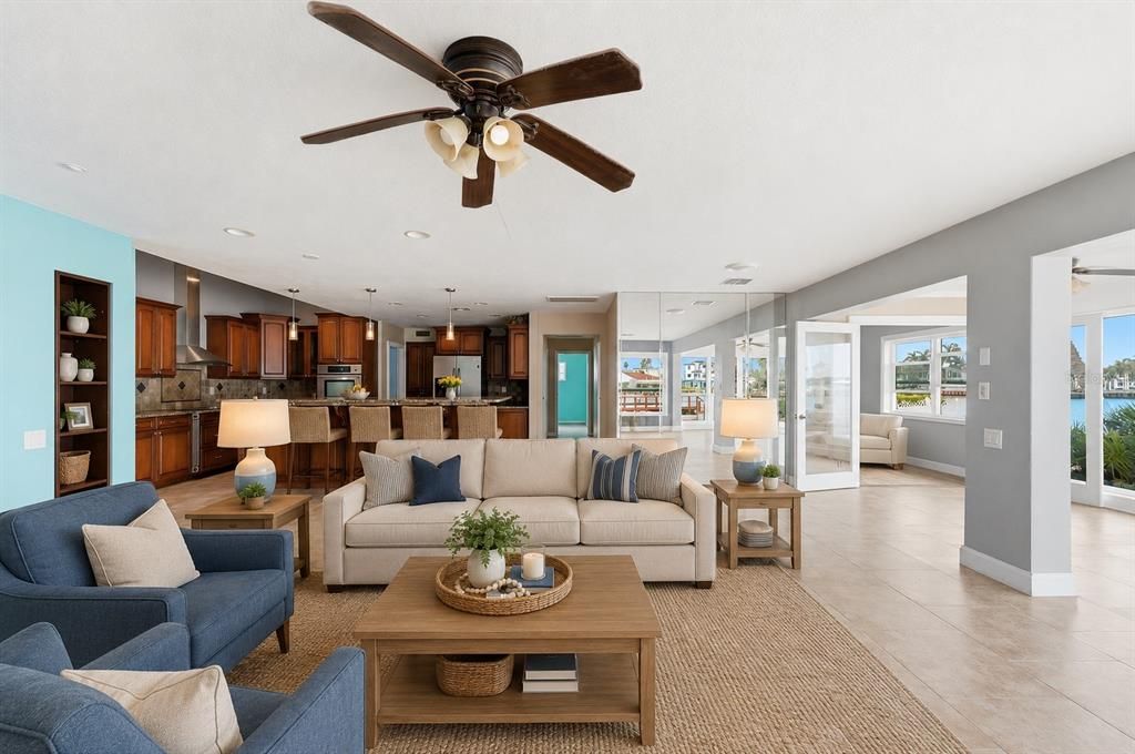 En Venta: $1,295,000 (3 camas, 3 baños, 2218 Pies cuadrados)