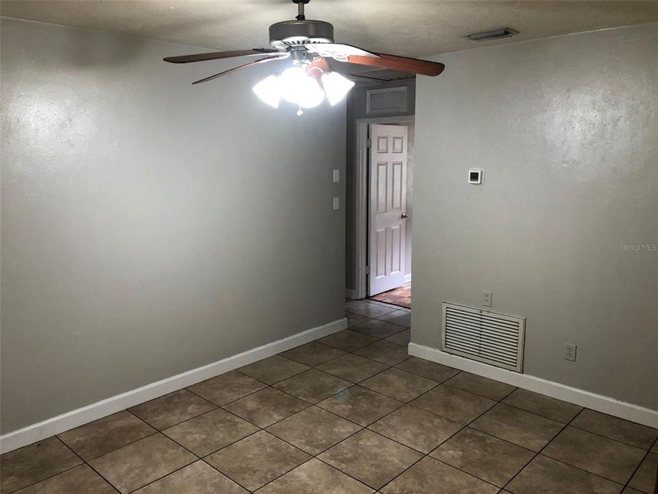 For Rent: $1,795 (3 beds, 1 baths, 1245 Square Feet)
