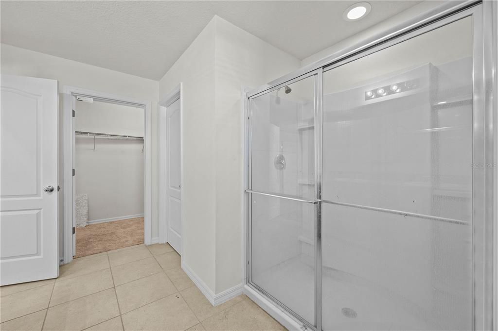 В аренду: $2,700 (4 спален, 2 ванн, 2696 Квадратных фут)