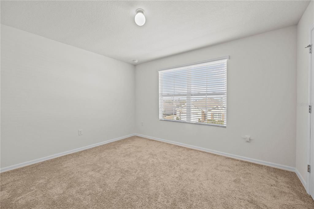 В аренду: $2,700 (4 спален, 2 ванн, 2696 Квадратных фут)
