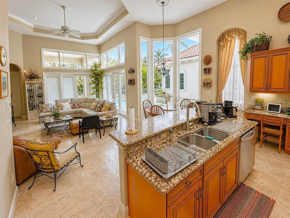 For Sale: $3,999,999 (4 beds, 4 baths, 4044 Square Feet)