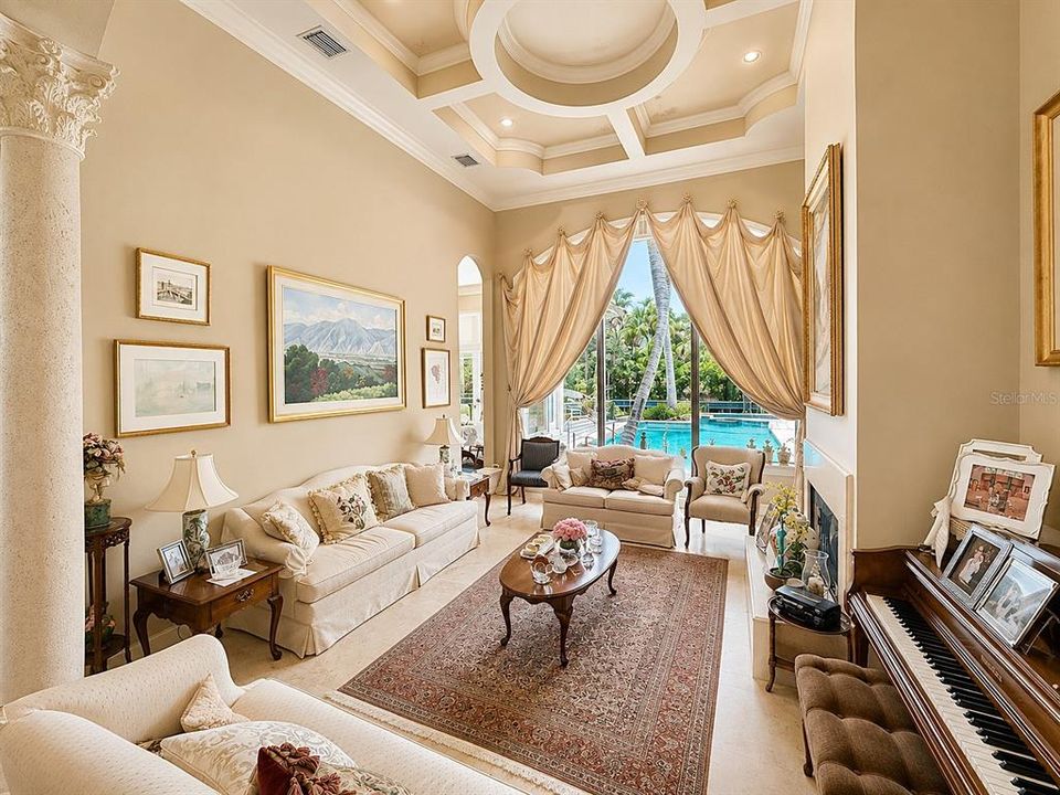 For Sale: $3,999,999 (4 beds, 4 baths, 4044 Square Feet)