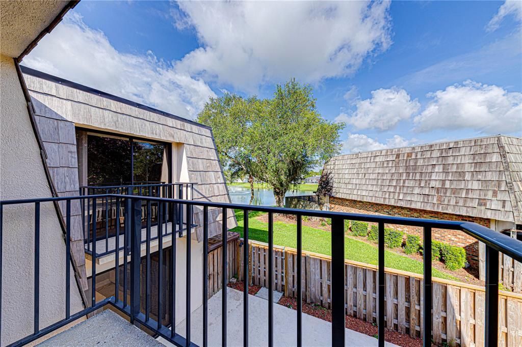 For Sale: $169,900 (2 beds, 2 baths, 1288 Square Feet)