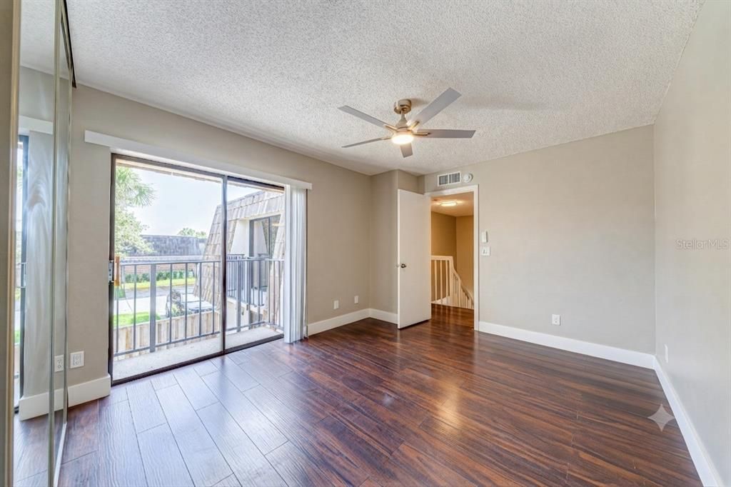 For Sale: $169,900 (2 beds, 2 baths, 1288 Square Feet)