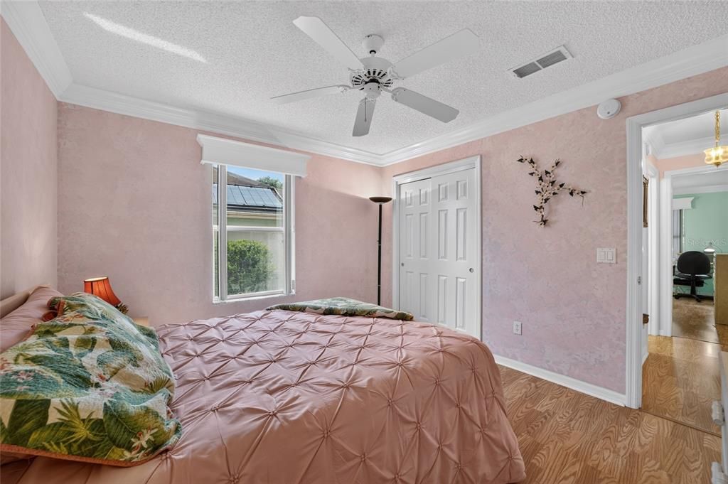 En Venta: $492,000 (3 camas, 2 baños, 1842 Pies cuadrados)