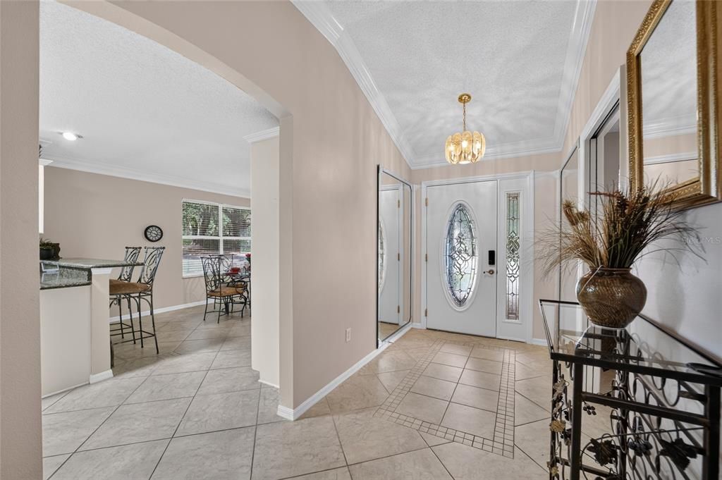 En Venta: $492,000 (3 camas, 2 baños, 1842 Pies cuadrados)