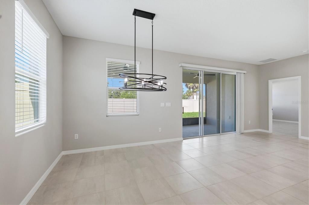 For Sale: $419,000 (4 beds, 2 baths, 2043 Square Feet)