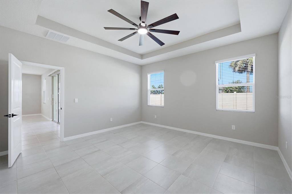For Sale: $419,000 (4 beds, 2 baths, 2043 Square Feet)