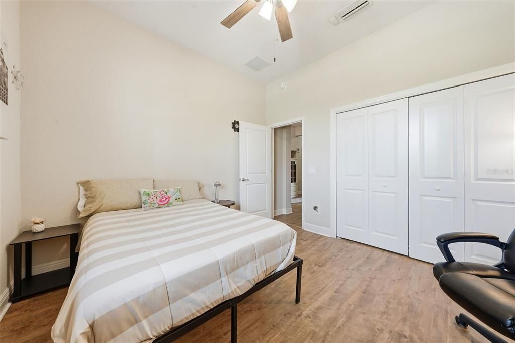 For Sale: $379,000 (3 beds, 2 baths, 1832 Square Feet)