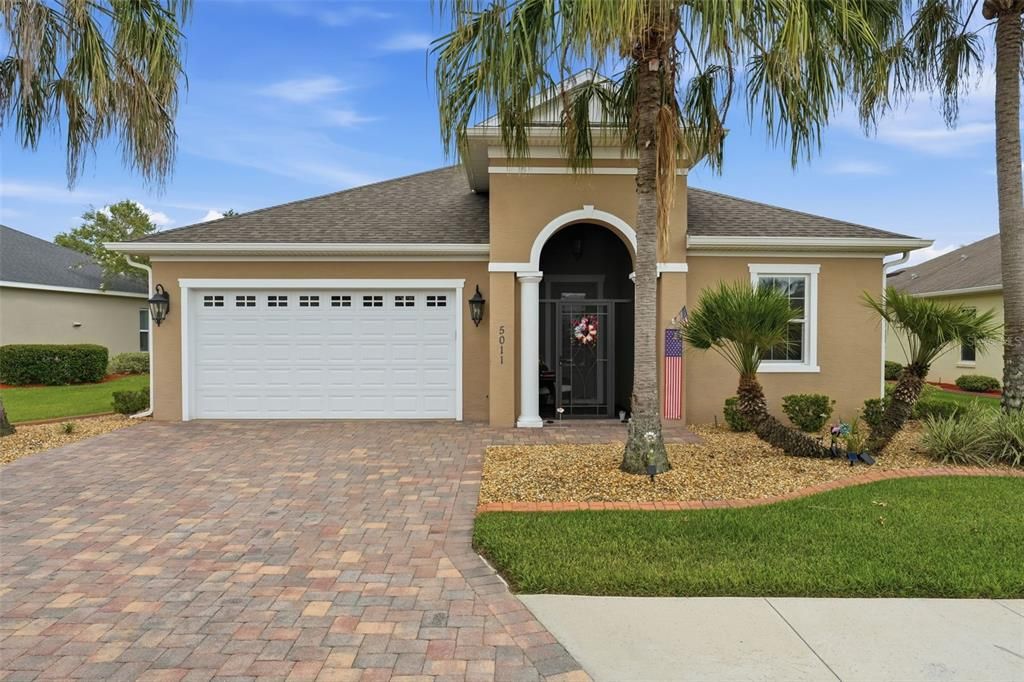 For Sale: $379,000 (3 beds, 2 baths, 1832 Square Feet)