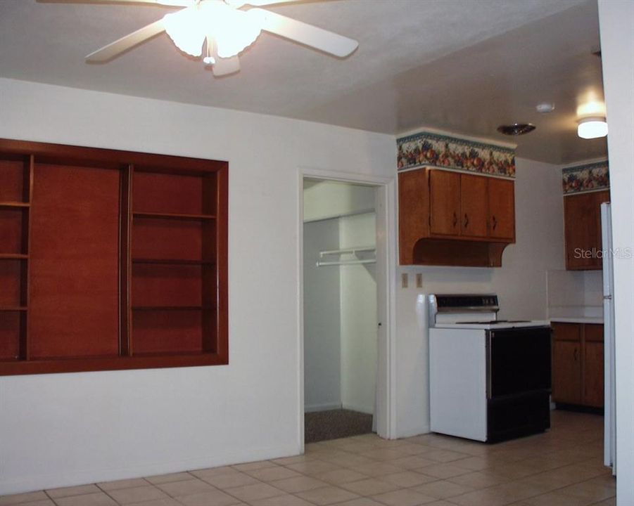 En Renta: $1,950 (3 camas, 1 baños, 1323 Pies cuadrados)