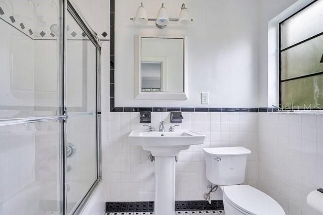 For Sale: $449,000 (3 beds, 2 baths, 1838 Square Feet)
