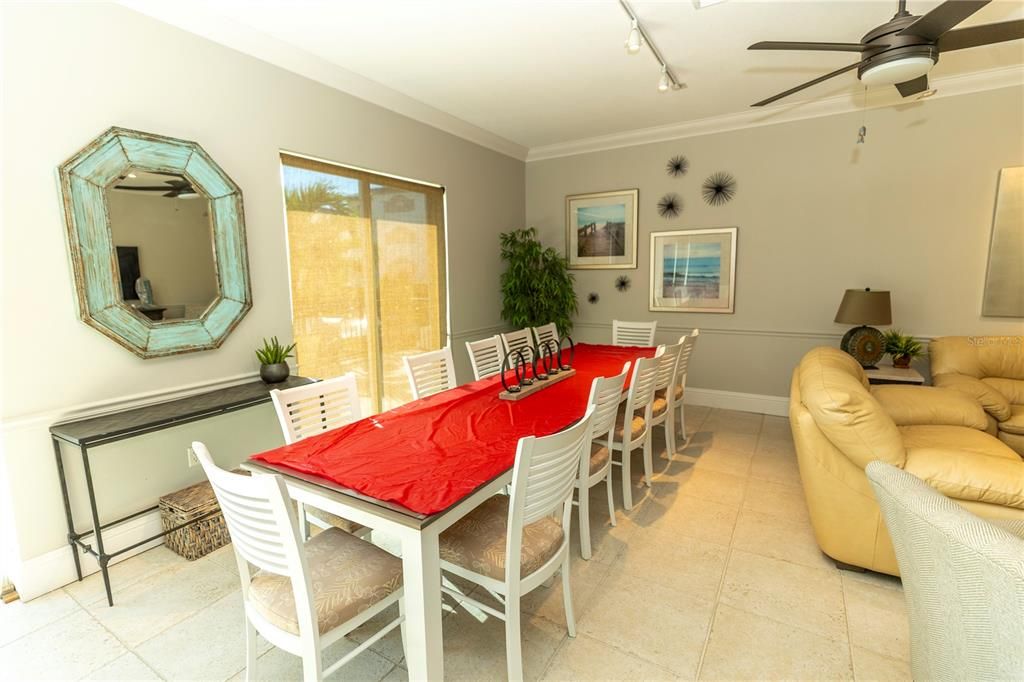 En Venta: $564,777 (3 camas, 2 baños, 1913 Pies cuadrados)