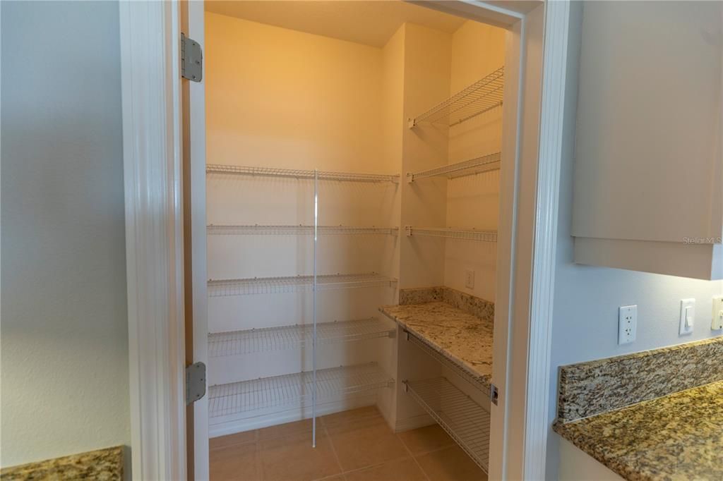 En Venta: $564,777 (3 camas, 2 baños, 1913 Pies cuadrados)