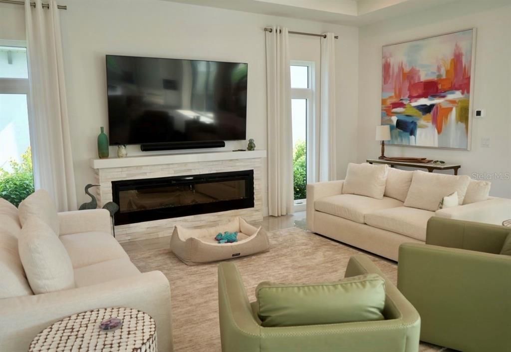 For Sale: $1,950,000 (4 beds, 5 baths, 4069 Square Feet)