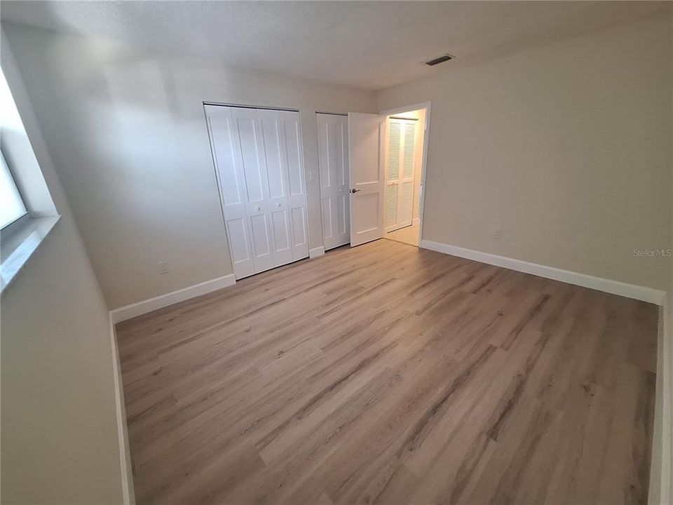 For Sale: $209,000 (2 beds, 2 baths, 1250 Square Feet)