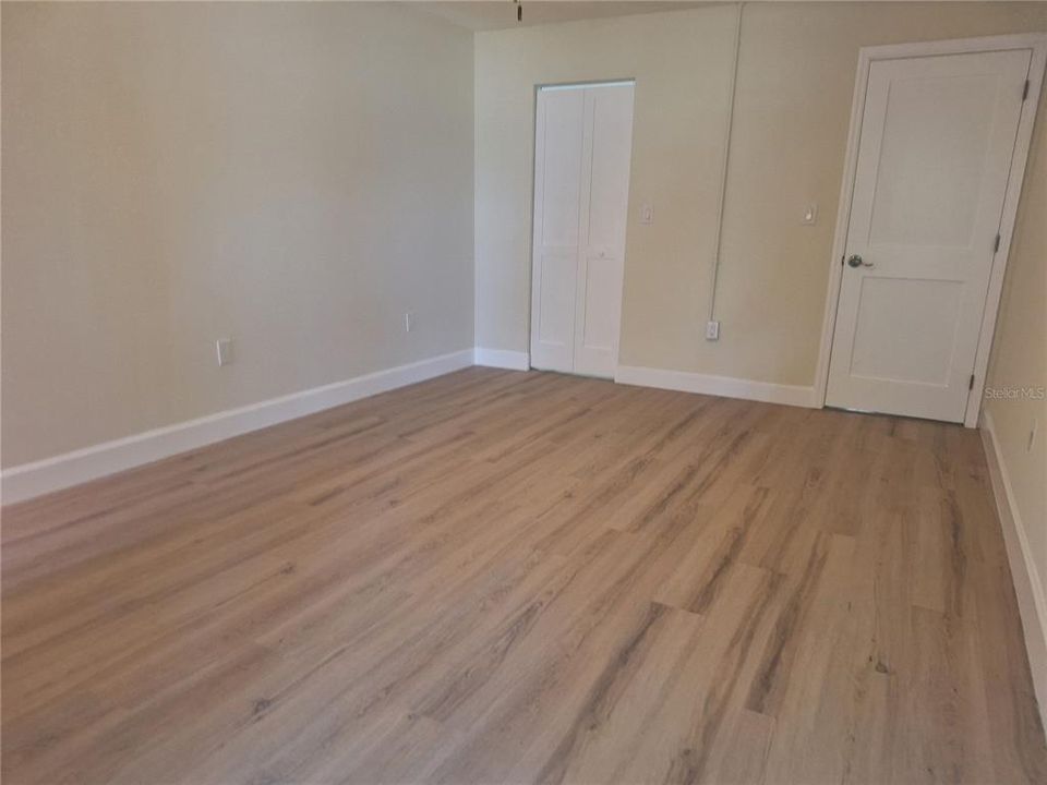 For Sale: $209,000 (2 beds, 2 baths, 1250 Square Feet)