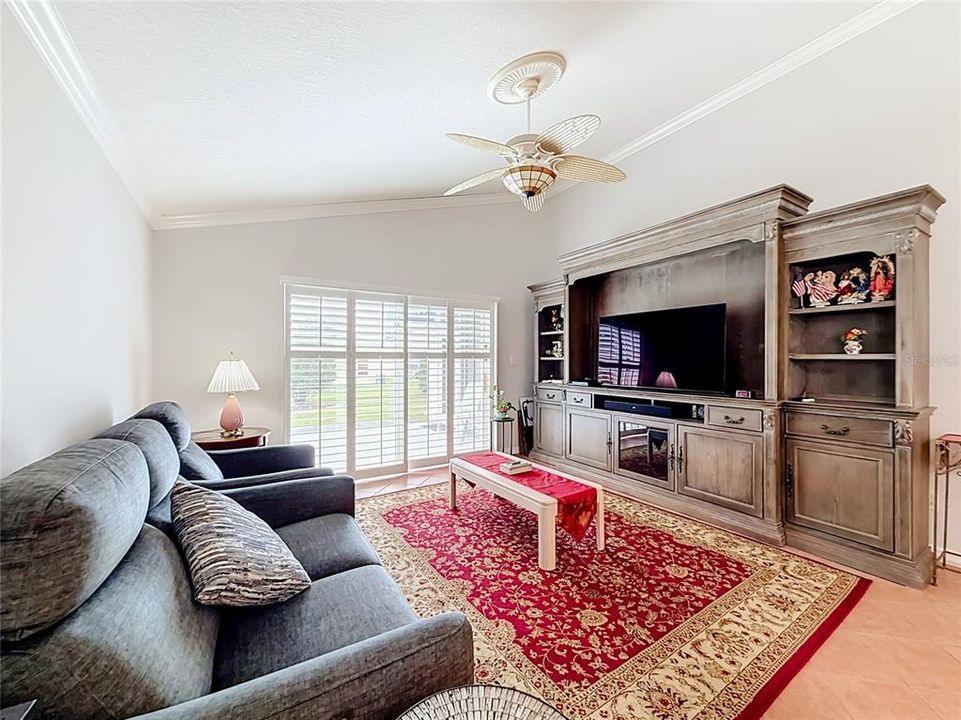 For Sale: $399,000 (2 beds, 2 baths, 2634 Square Feet)